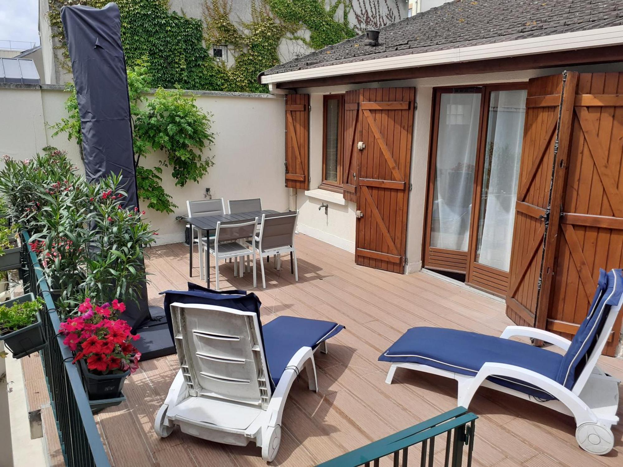 Maison Individuelle Avec Terrasse Nogent Sur Marne エクステリア 写真